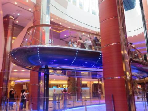 Oasis of the Seas, Tide Bar